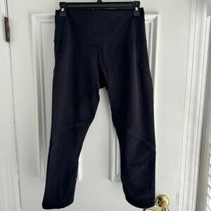 Black Lulu Lemon Capri Leggings with Mesh